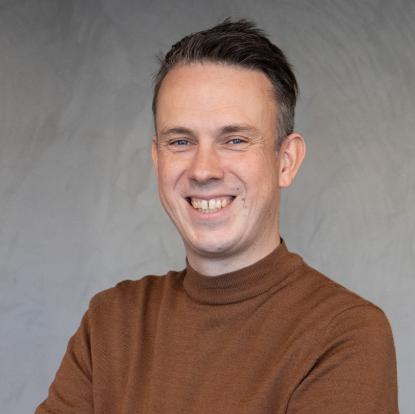 Trond Strøm Lie2 (square)